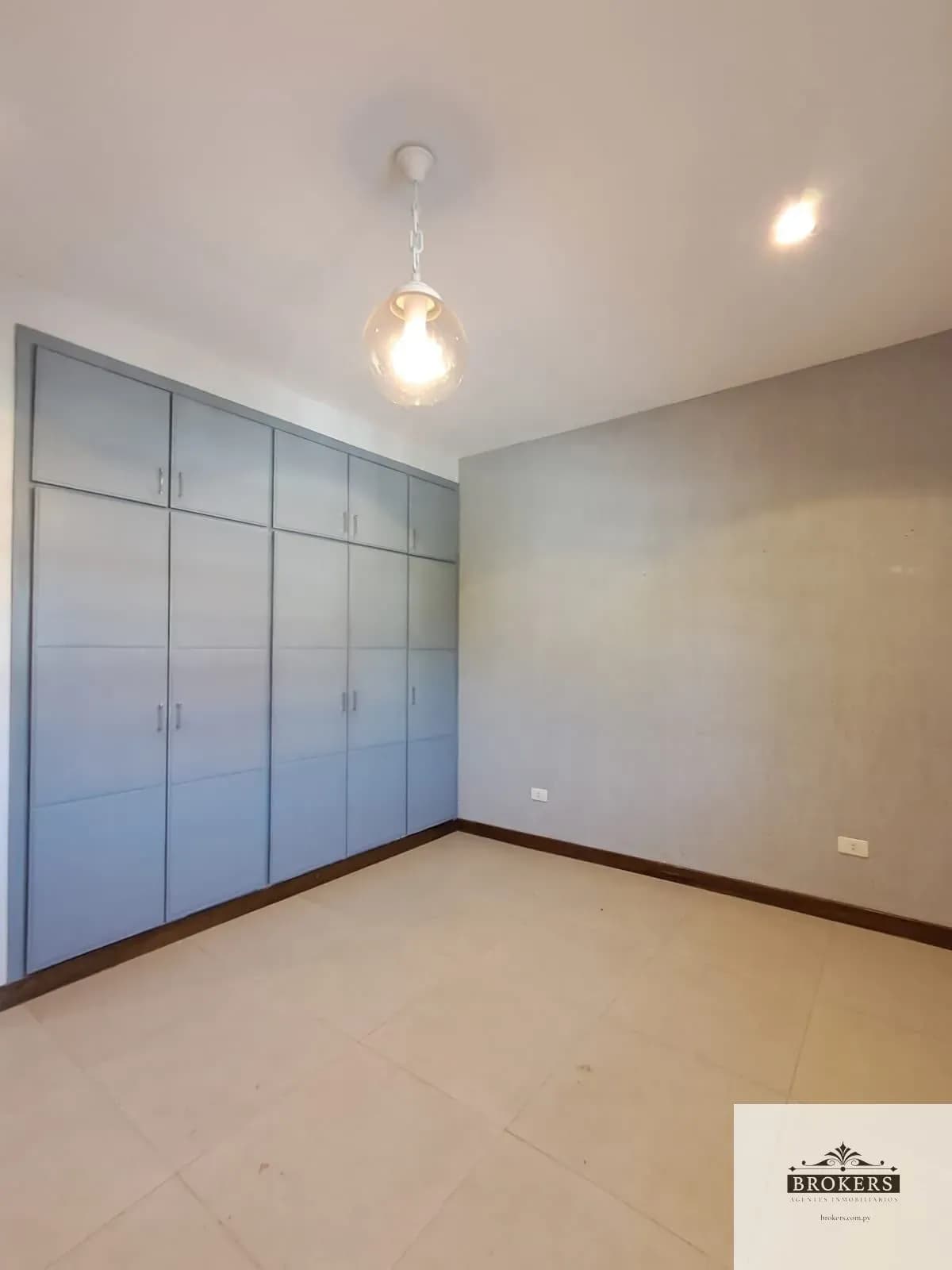3-Bedroom House for Sale in Zárate Isla, Luque - Image 19