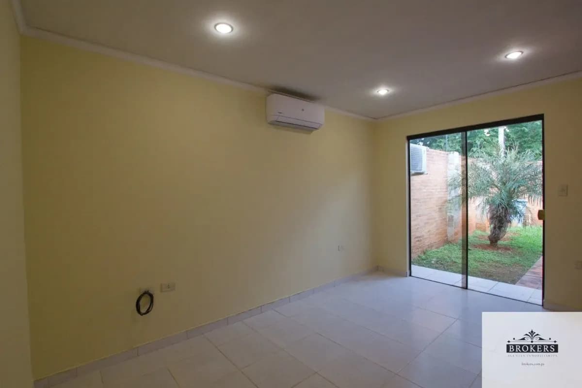 Casa de 3 quartos à Venda no Cuarto Barrio, Luque