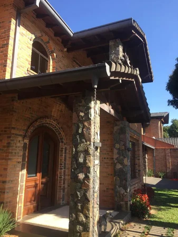 4-Bedroom House for Sale in Salvador del Mundo, Asunción - Image 3