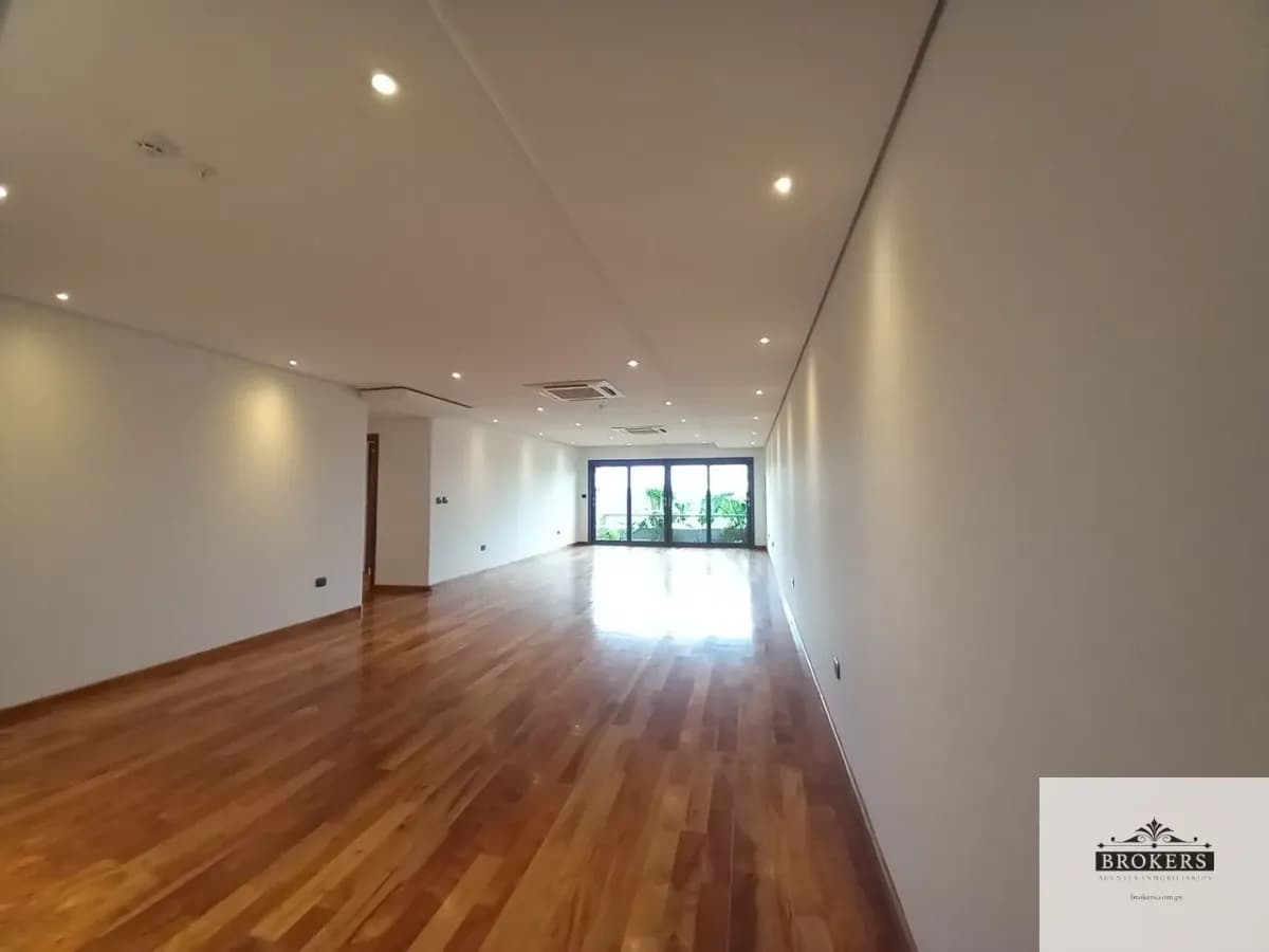 2-Bedroom Apartment for Rent in Madame Lynch, Asunción - Image 3