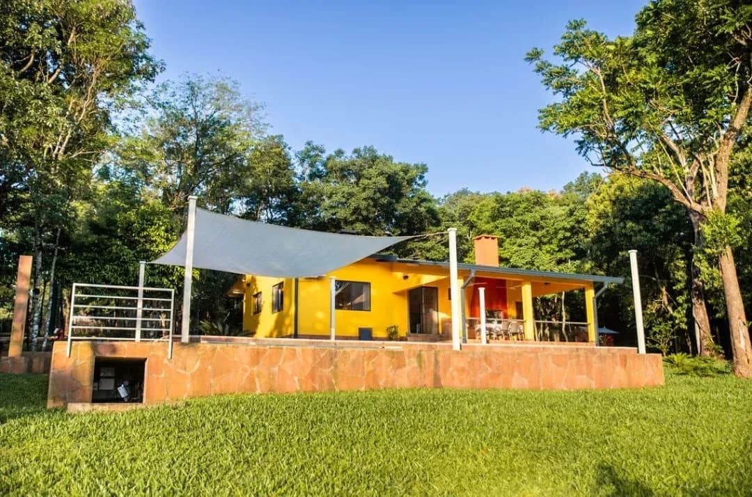 House of 4 bedrooms, 230m², for Sale in Encarnación - Image 4