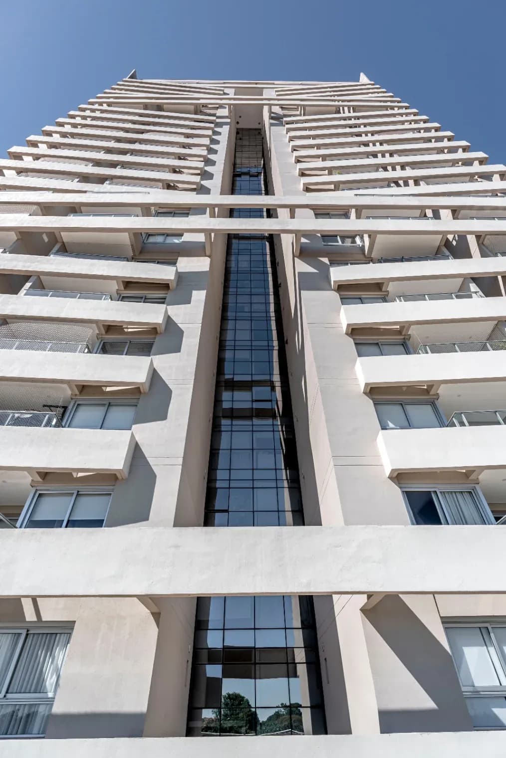 Apartment for sale with garage in Mcal. Estigarribia - Image 25