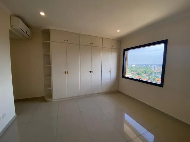 Apartamento de 3 dormitórios à venda em Ycuá Satí, Assunção - Image 3