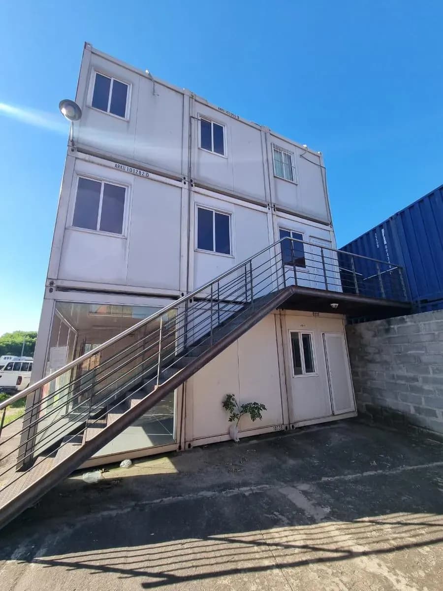 Warehouse of 90m² for Rent in Salvador del Mundo, Asunción - Image 16