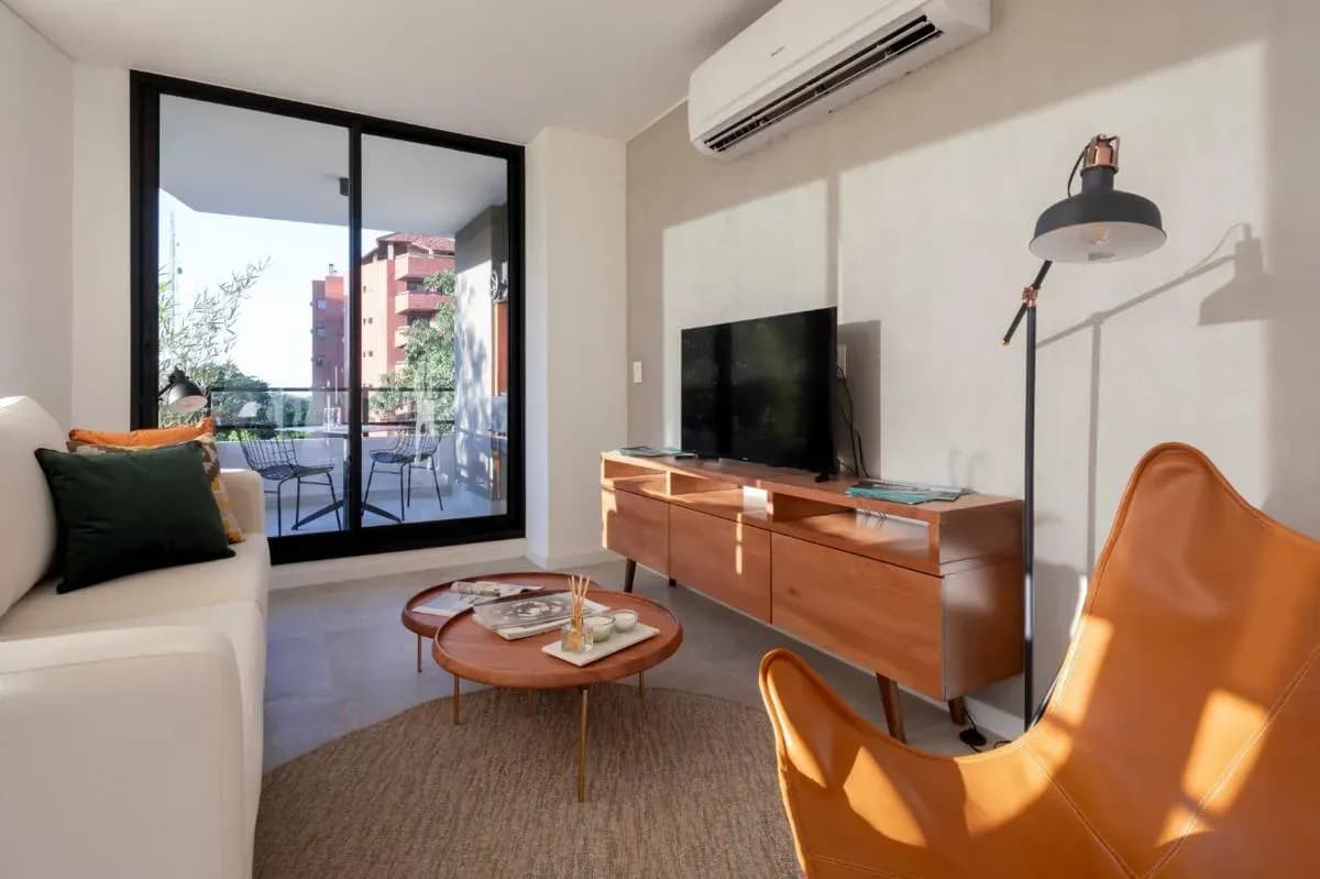 Departamento de 2 dormitorios en Venta en Las Mercedes, Lambaré - Image 5