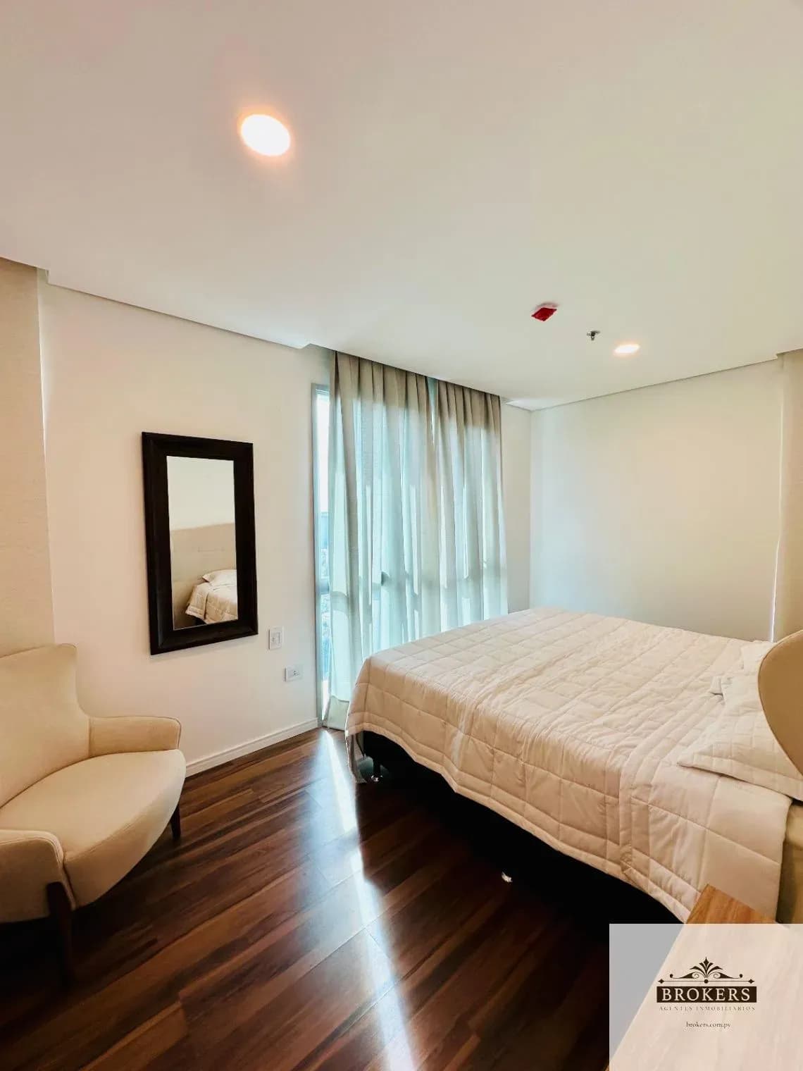 Departamento de 2 dormitorios en Venta en Manorá, Asunción - Image 15