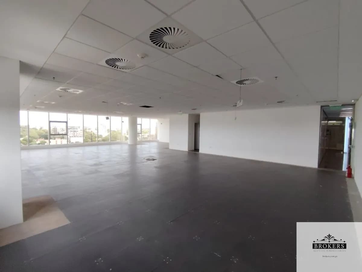 Espaço Comercial de 222m² para Aluguel em Recoleta, Assunção - Image 12