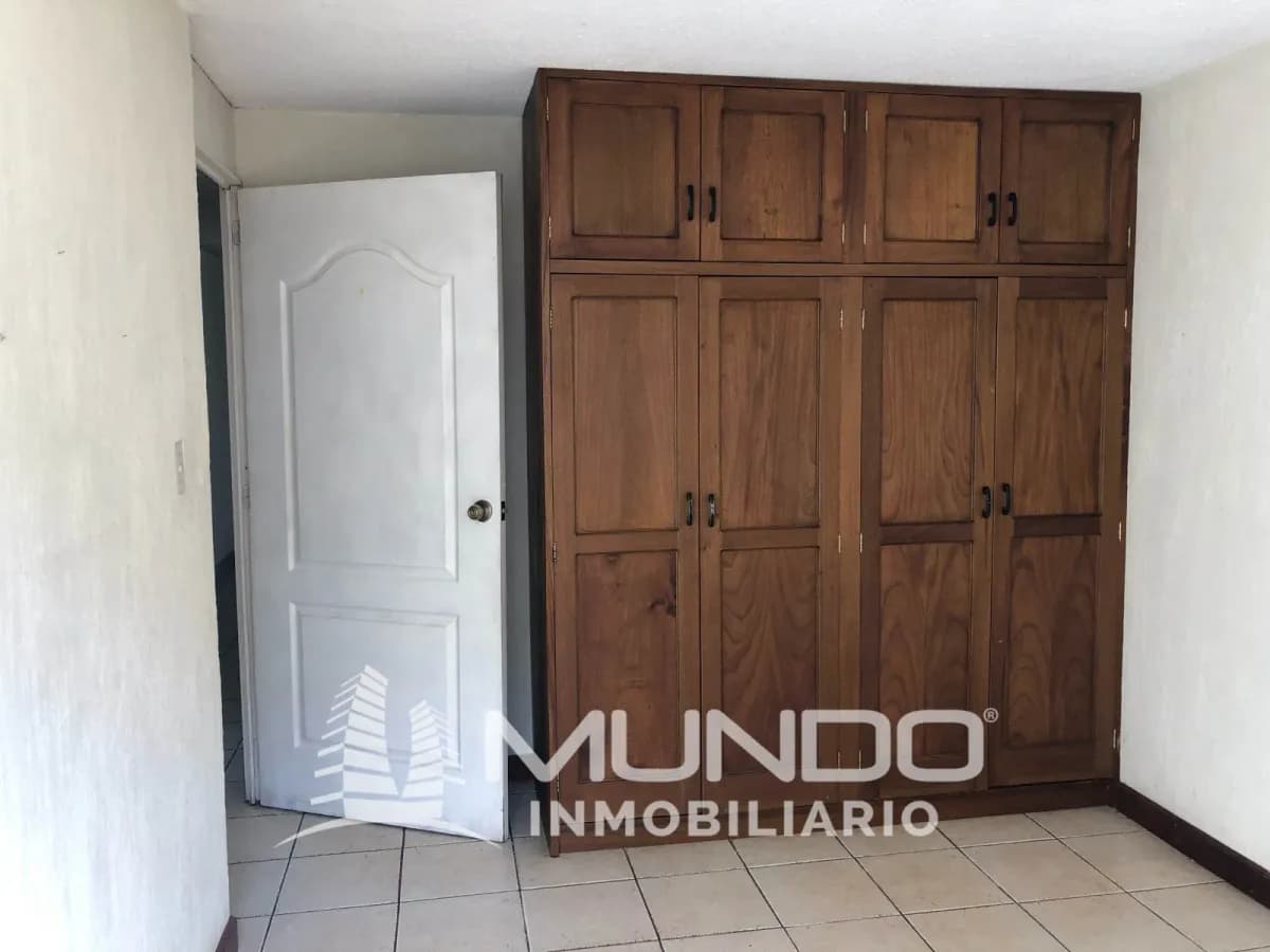 Casa de 2 dormitorios en Condominio El Escalon, 85m², en Venta en Zona 8, Mixco - Image 3