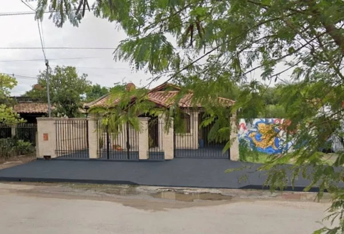 Casa de 1 dormitório à Venda em Villa Morra, Assunção