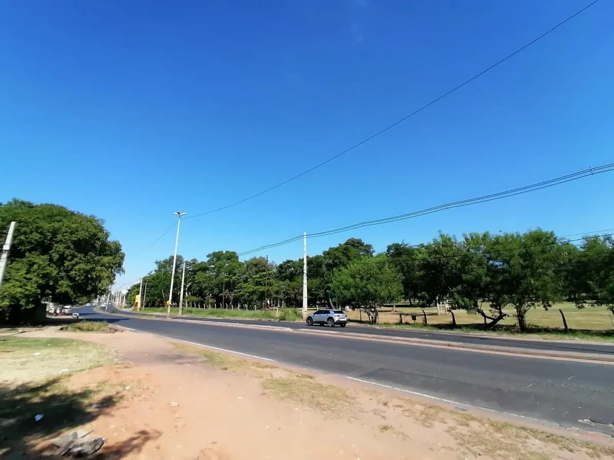 Terreno de 65m² à Venda em Loma Pytá, Assunção - Image 7