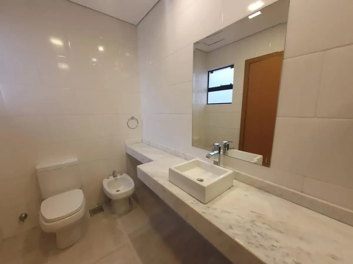 3-Bedroom House for Sale in Loma Merlo, Luque - Image 19