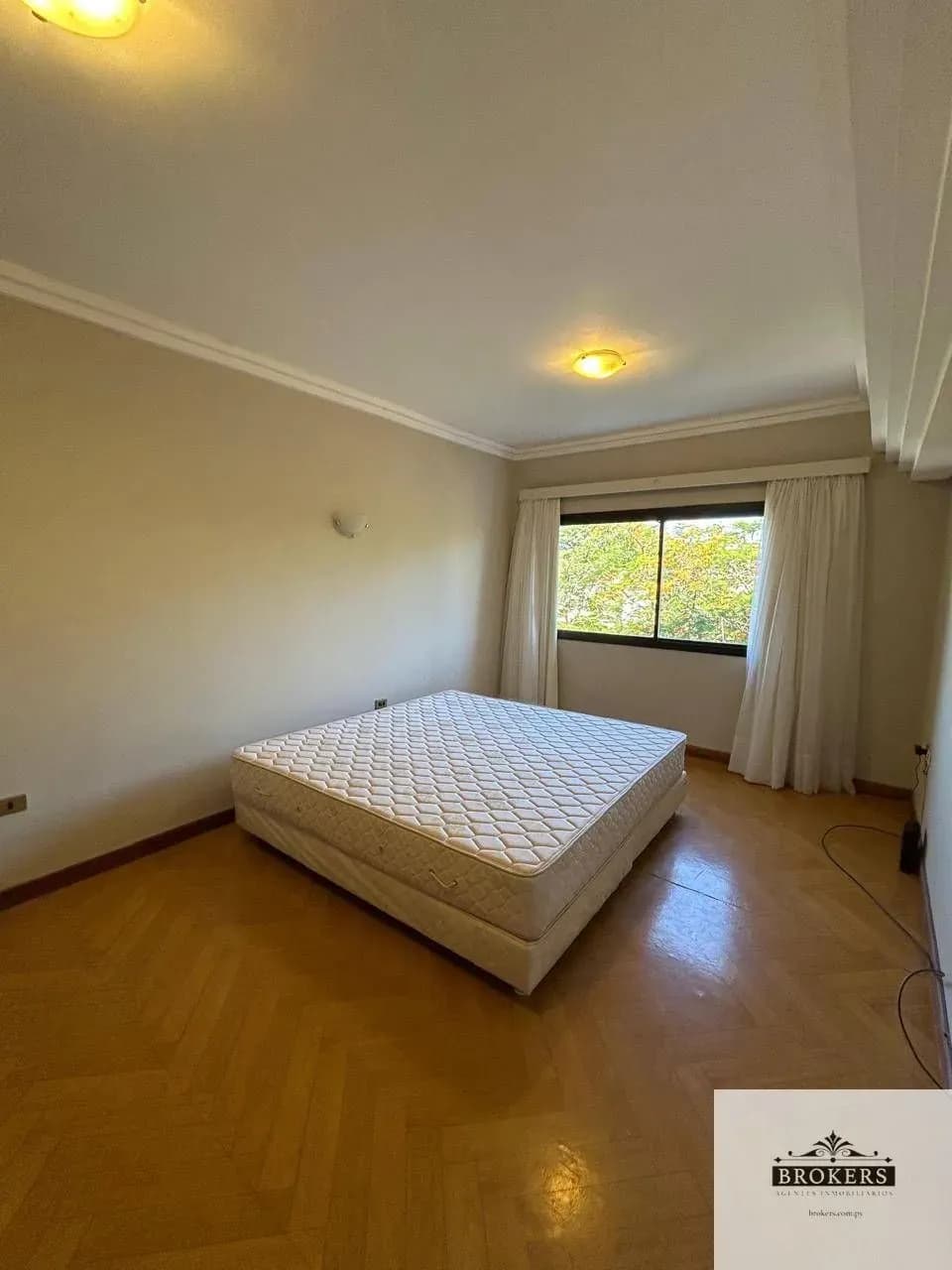 Departamento de 3 dormitorios en Alquiler en Carmelitas, Asunción - Image 8