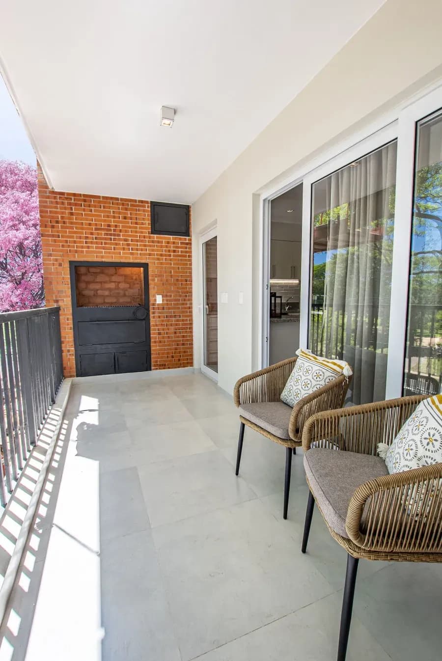 Departamento de 2 dormitorios en Venta en Mburucuyá, Asunción - Image 3