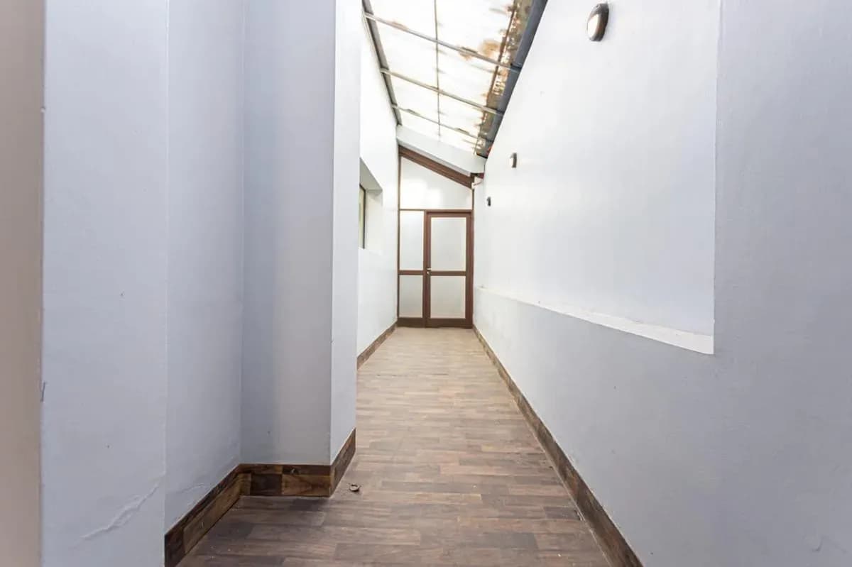 Office of 444m² for Rent in Las Mercedes, Lambaré - Image 14