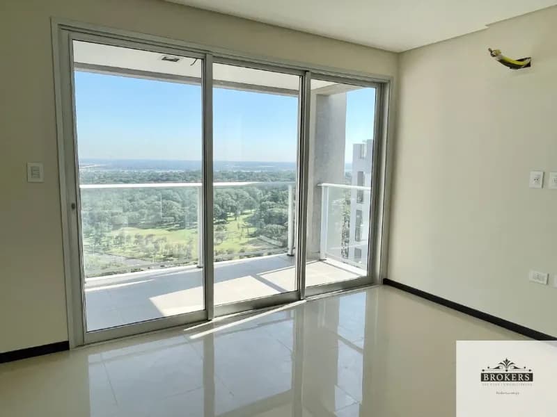 3-Bedroom Apartment for Sale in Mbocayaty, Asunción - Image 3