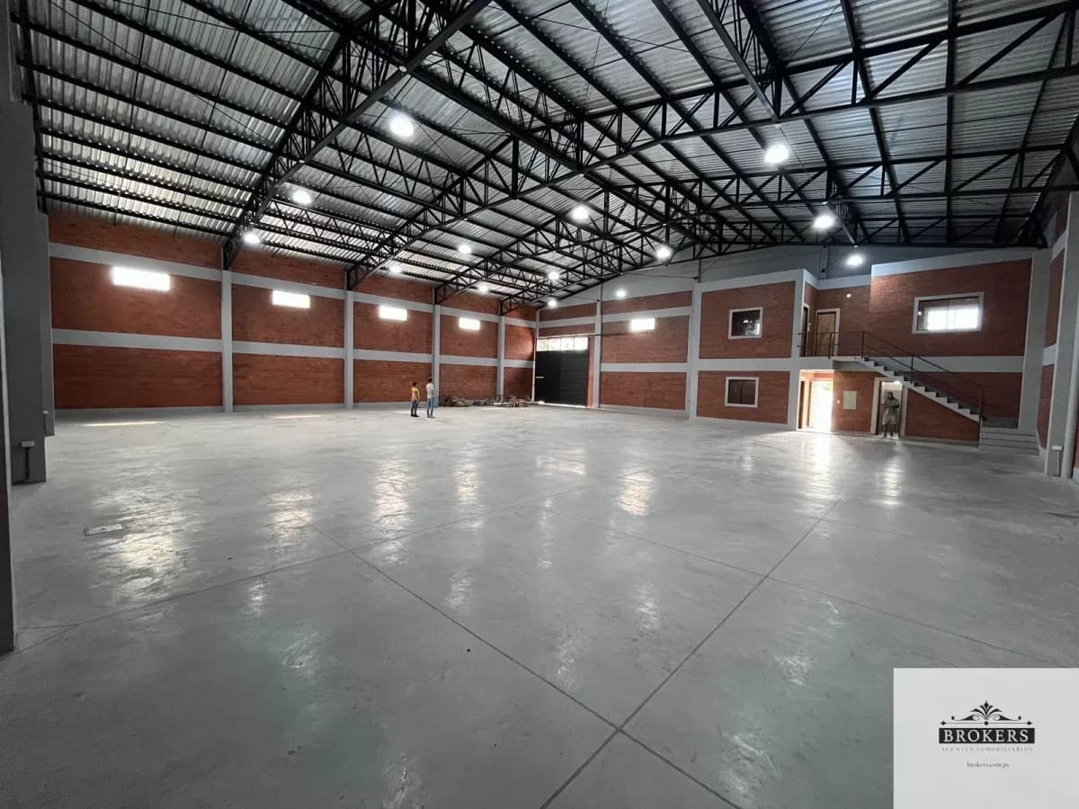Warehouse of 700m² for Sale in Rosa Mística, Mariano Roque Alonso - Image 4