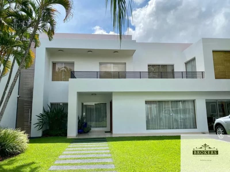 3-Bedroom House for Rent in Mariscal López, Lambaré - Image 2