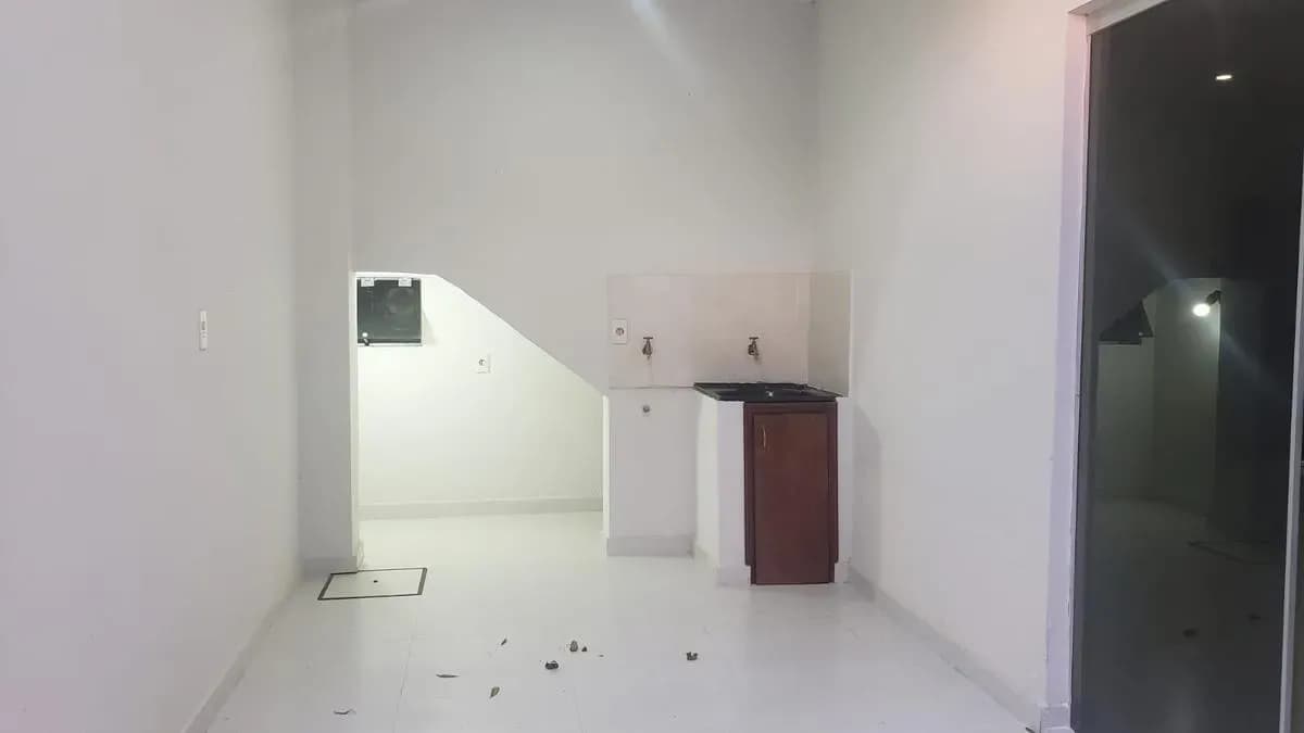 Casa de 3 dormitorios en Venta en Orilla del Campo Grande, Fernando de la Mora - Image 16