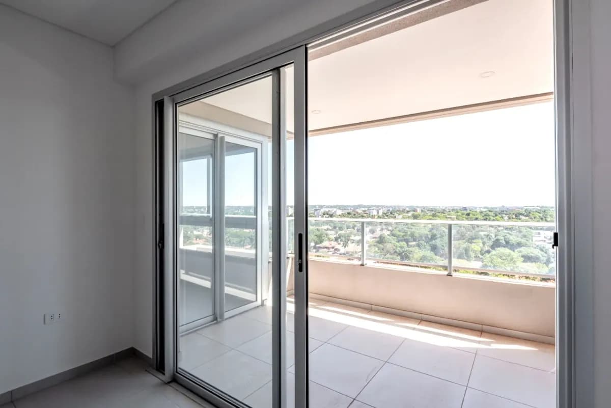 Apartment for sale with garage in Mcal. Estigarribia - Image 12