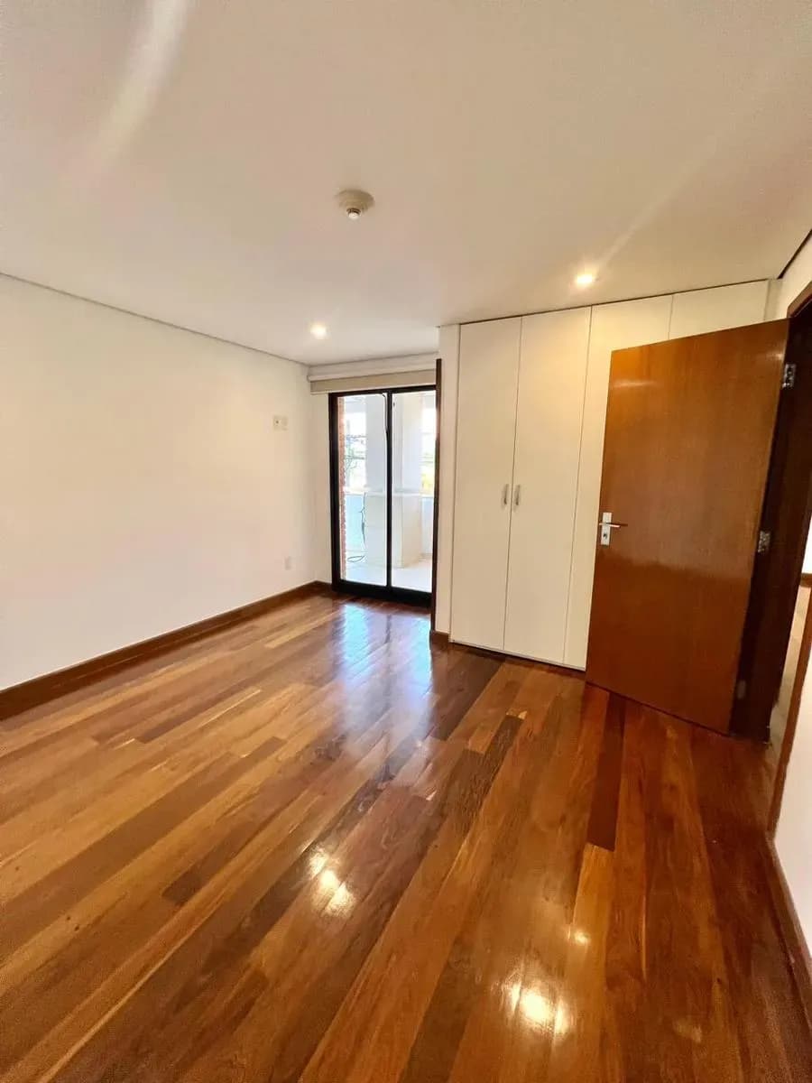 Apartamento de 3 quartos à Venda em Recoleta, Assunção - Image 9