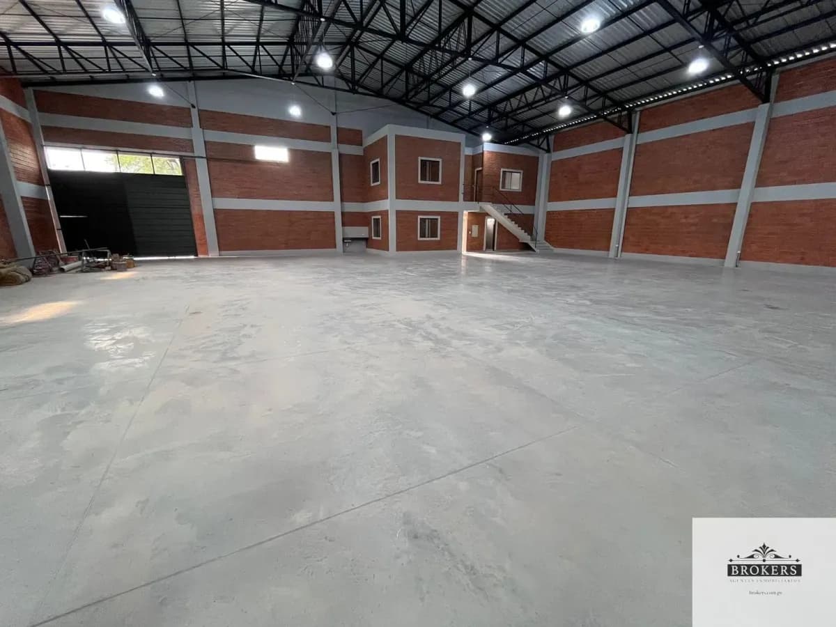 Warehouse of 700m² for Sale in Rosa Mística, Mariano Roque Alonso - Image 8