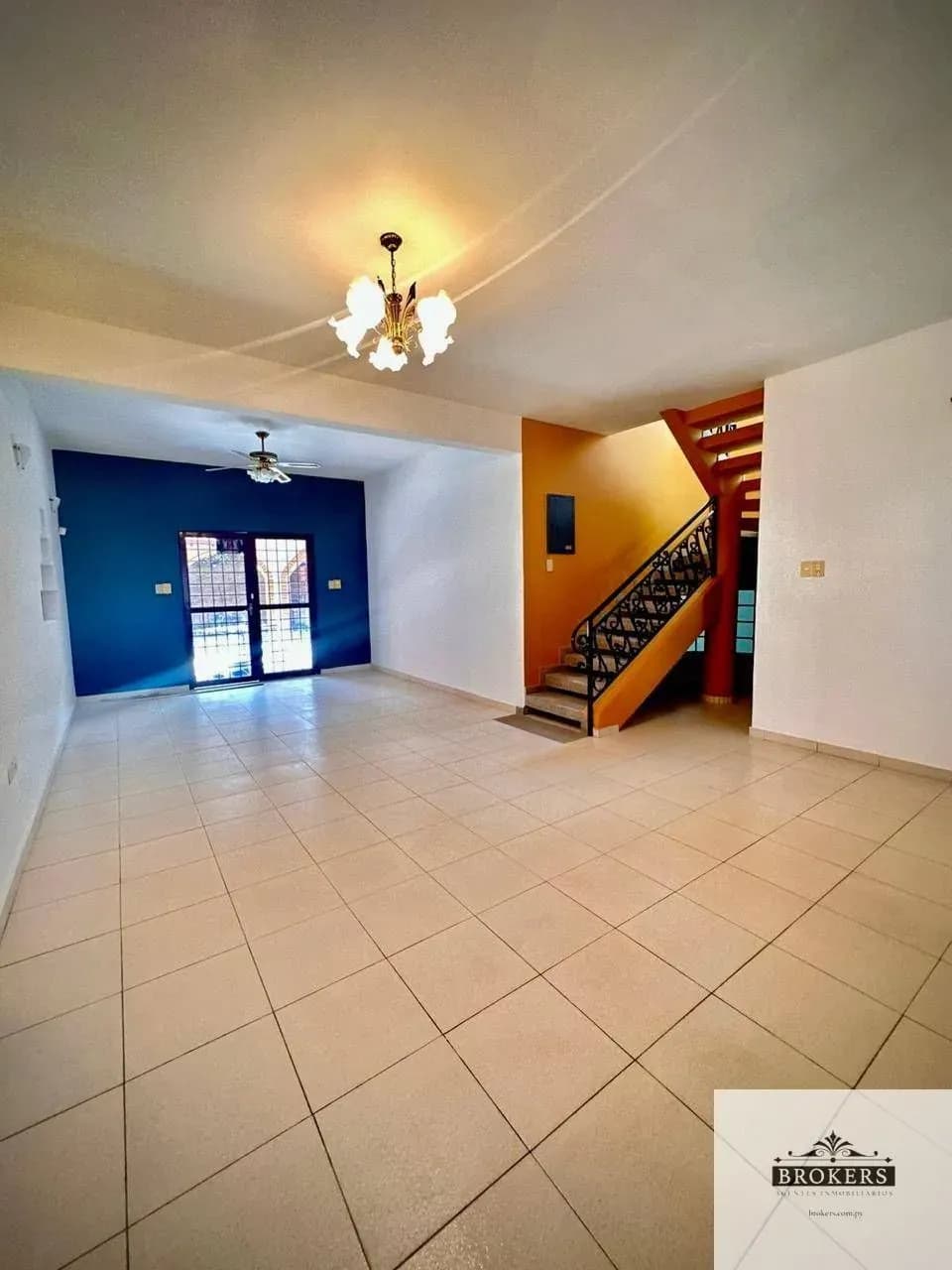 Local Comercial de 360m² en Alquiler en Villa Virginia, Lambaré - Image 3