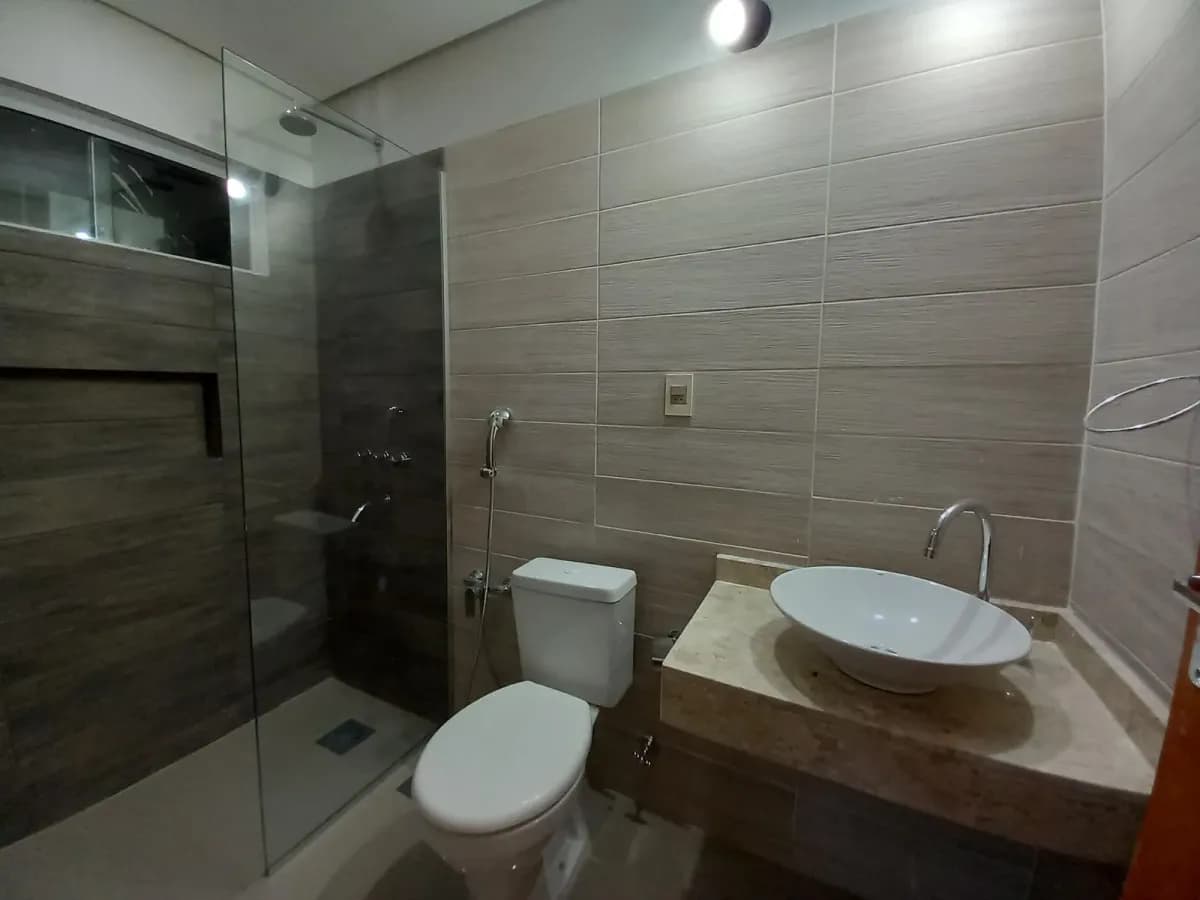 3-Bedroom House for Sale in Campo Grande, Fernando de la Mora - Image 14