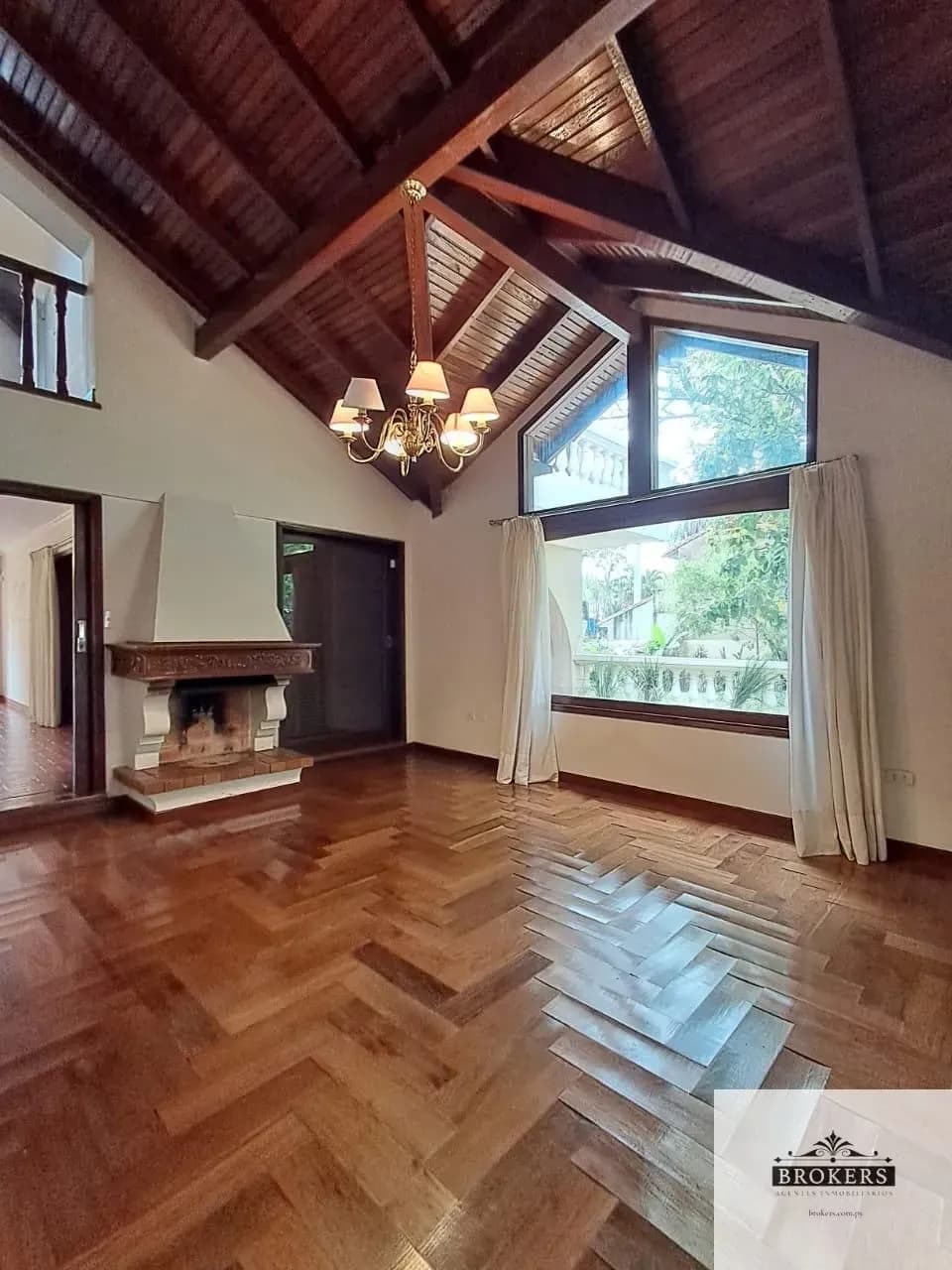 Office of 440m² for Sale in Manorá, Asunción - Image 16