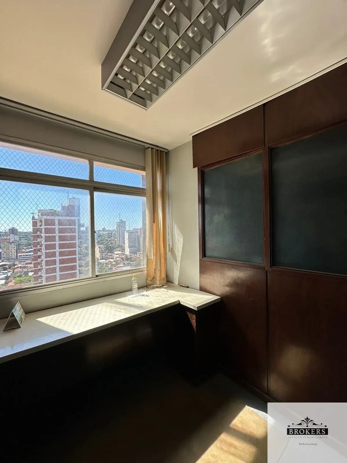 Office of 140m² for Rent in La Catedral, Lambaré - Image 9