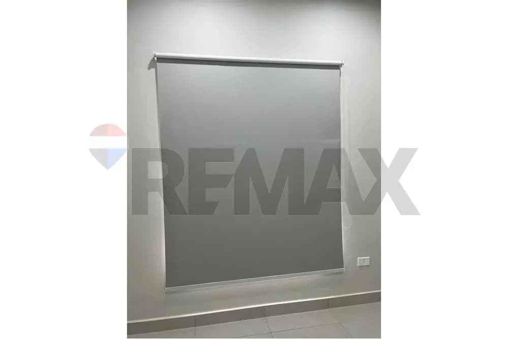 1-Bedroom Apartment for Sale in Segundo Barrio, Luque - Image 11