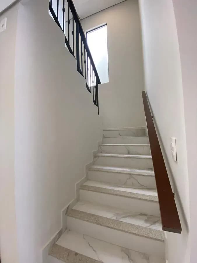 2-Bedroom House for Sale in Santísima Trinidad, Asunción - Image 9