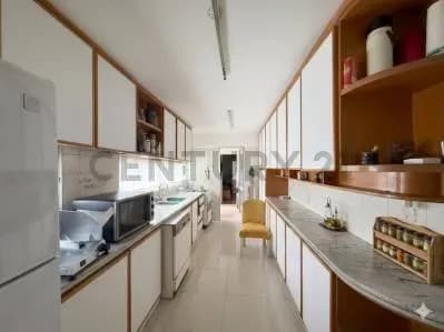 Departamento de 4 dormitorios en Venta en Pocitos, Montevideo - Image 2