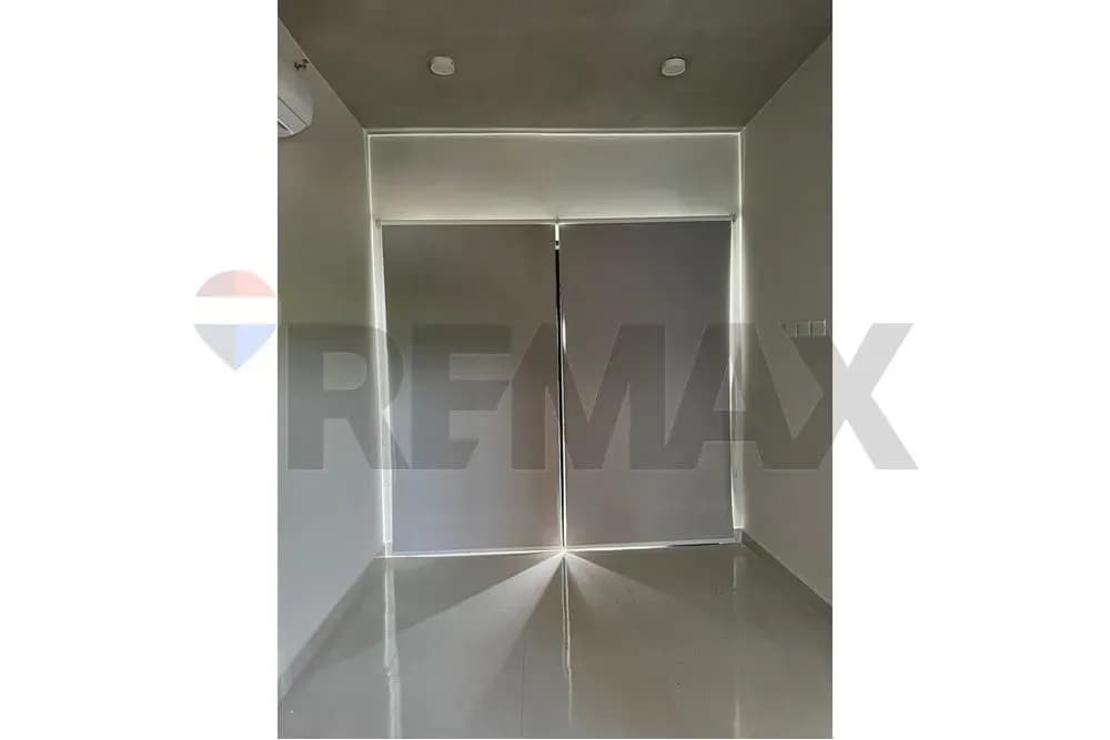 1-Bedroom Apartment for Sale in Segundo Barrio, Luque - Image 12