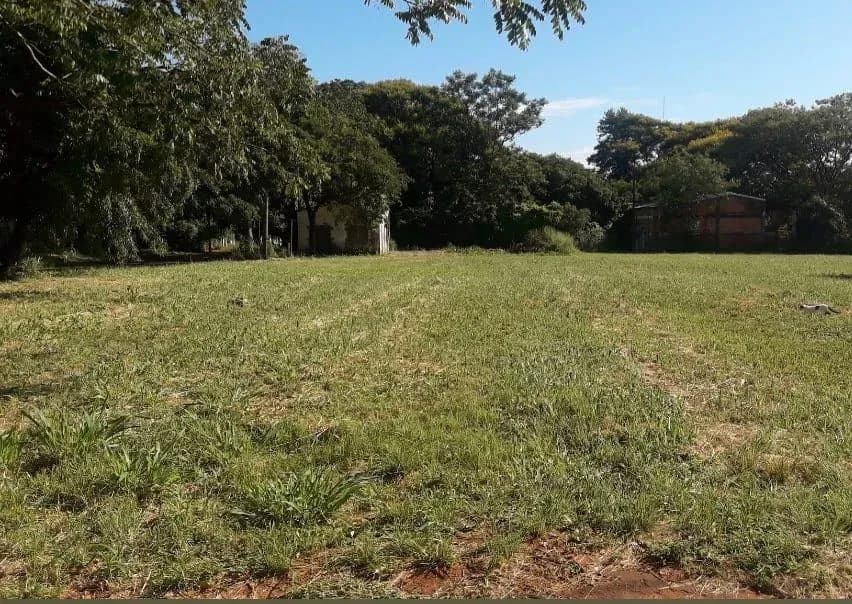 Terreno de 1.458m² à Venda em Los Naranjos, Ñemby - Image 2