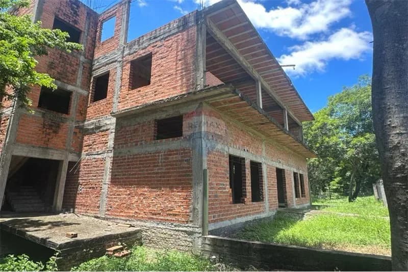 Departamento de 2 dormitorios en Venta en Estanzuela, Areguá - Image 2