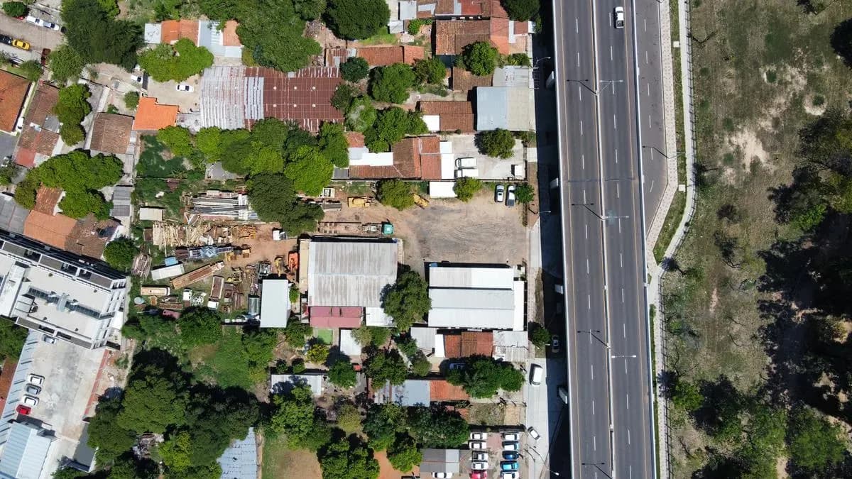 Terreno de 250m² à Venda em Assunção - Image 5