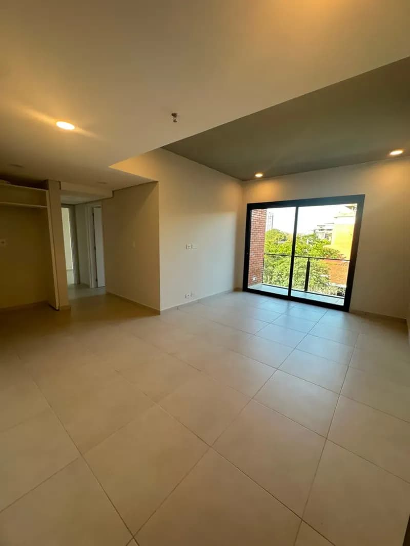 Apartamento de 2 quartos para Aluguel em Las Mercedes, Assunção - Image 5
