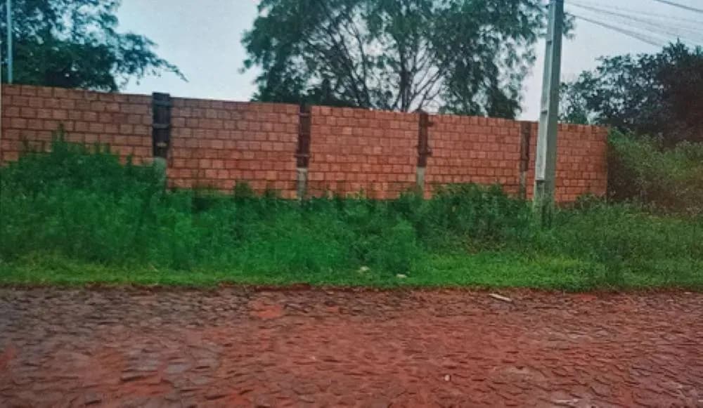 Terreno de 450m² en Venta en Itauguá