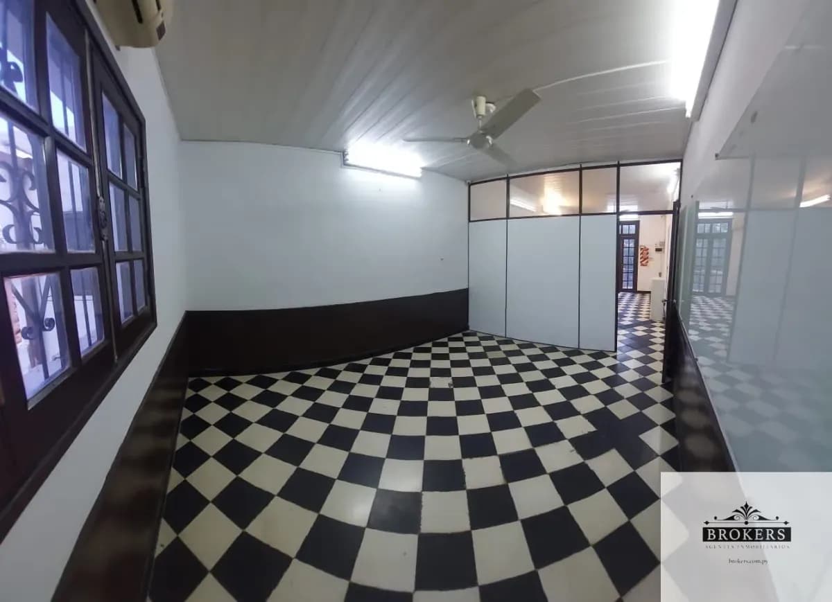 Office of 160m² for Rent in Ciudad Nueva, Asunción