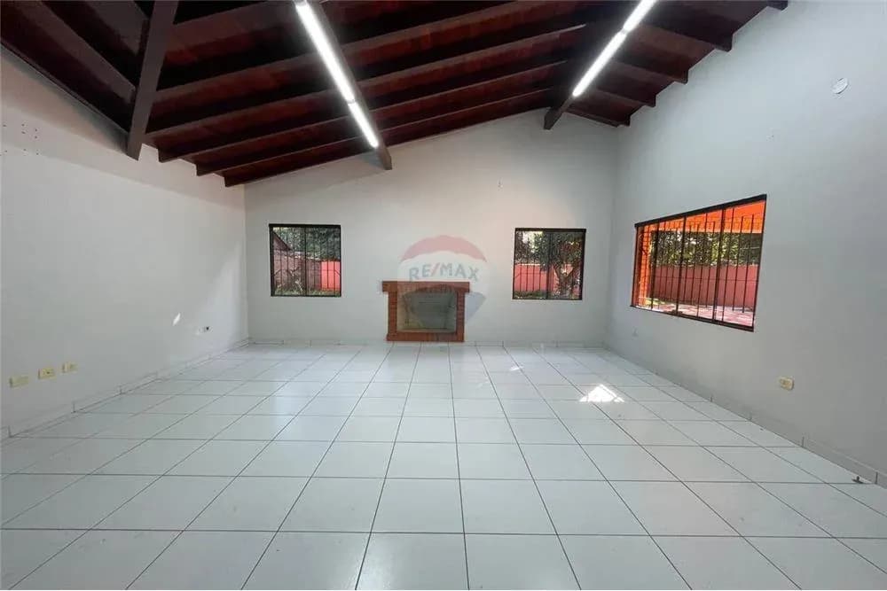 Casa de 5 quartos à Venda em San Antonio, Hernandarias - Image 9