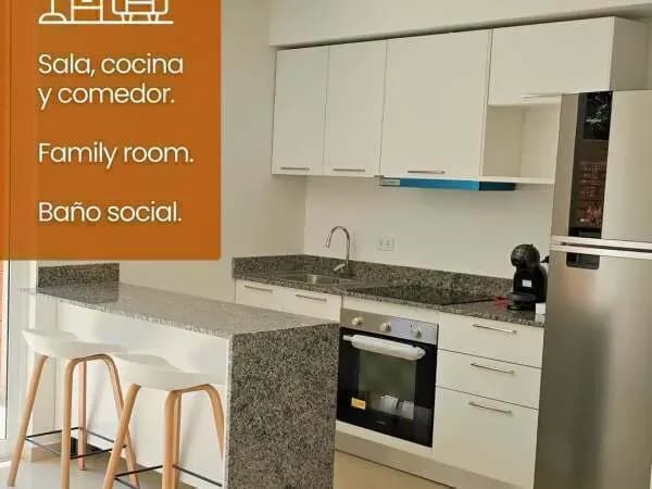 4-Bedroom House for Sale in Laurelty, Luque - Image 4