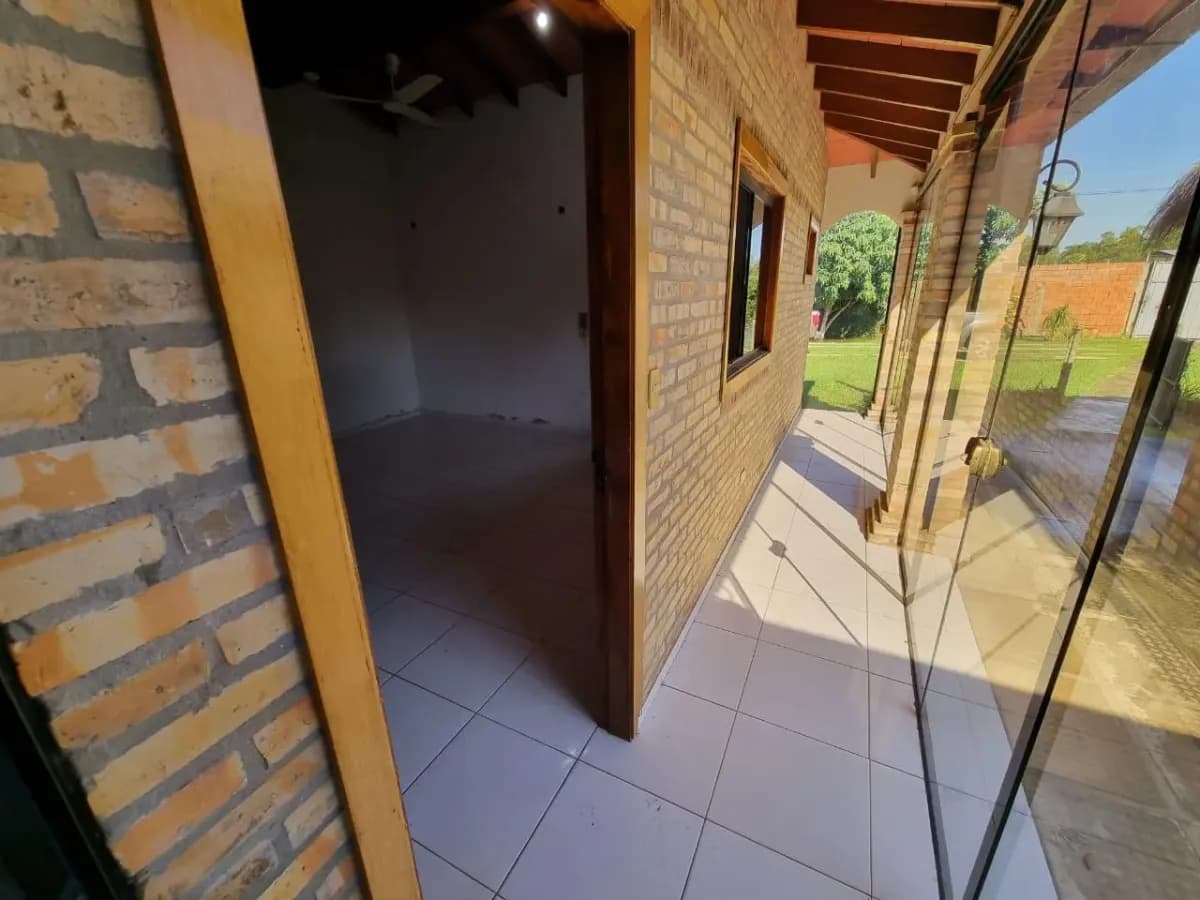 Terreno de 200m² à Venda em Limpio - Image 10