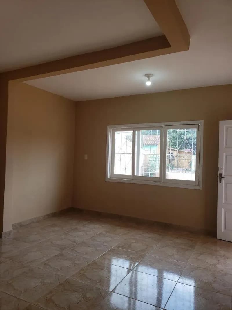 4-Bedroom House for Sale in Las Mercedes, San Lorenzo - Image 4