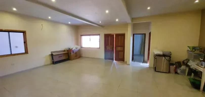 3-Bedroom House for Sale in Laguna Satí, Fernando de la Mora - Image 10