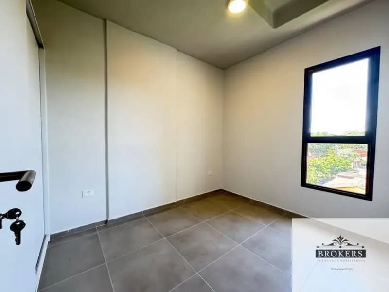 Departamento de 1 dormitorio en Venta en Campo Grande, Luque - Image 5