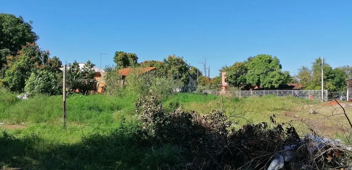 Terreno de 2.136m² à Venda em Laguna Grande, Fernando de la Mora