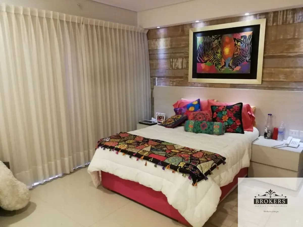 5-Bedroom House for Sale in Mburicaó, Lambaré - Image 18
