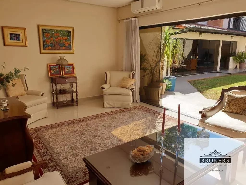 4-Bedroom House for Sale in Santo Domingo, Asunción - Image 8