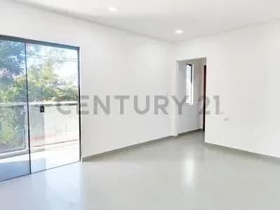 Casa de 3 dormitorios en Venta en Limpio - Image 4