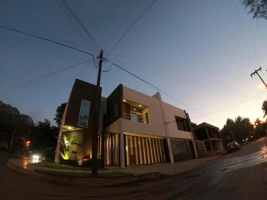 Casa de 3 dormitorios en Venta en Valle Apu´a II, Lambaré - Image 2